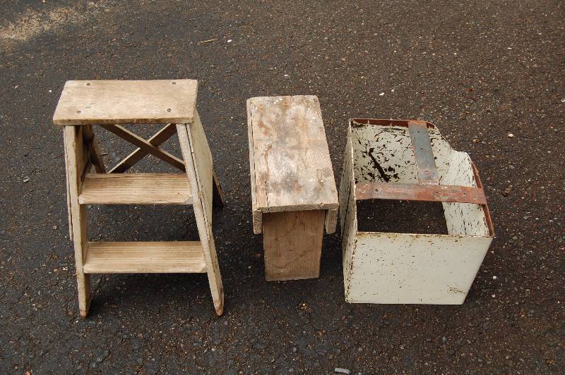 lot 791 image: Stools and More
