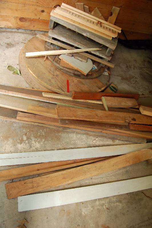 lot 826 image: Small Pile of Reclaimed Wood