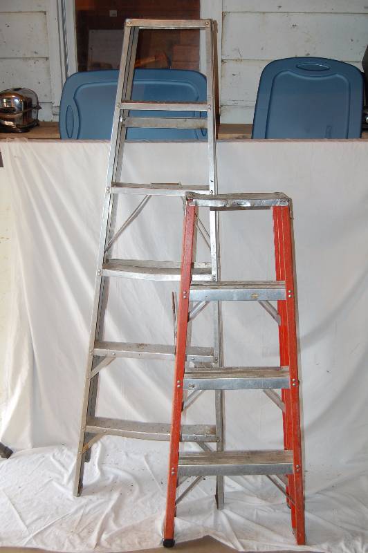 lot 974 image: Step Ladders