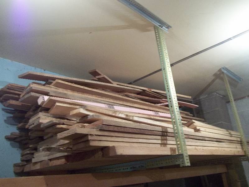 lot 909 image: Lumber