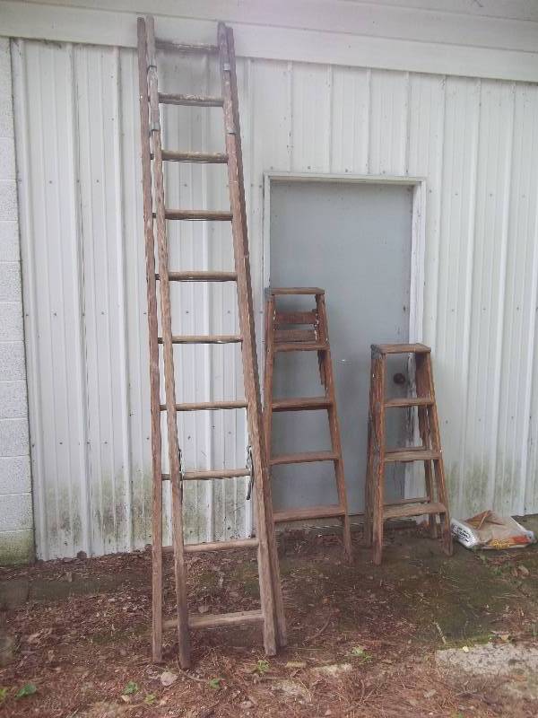 lot 944 image: Ladders