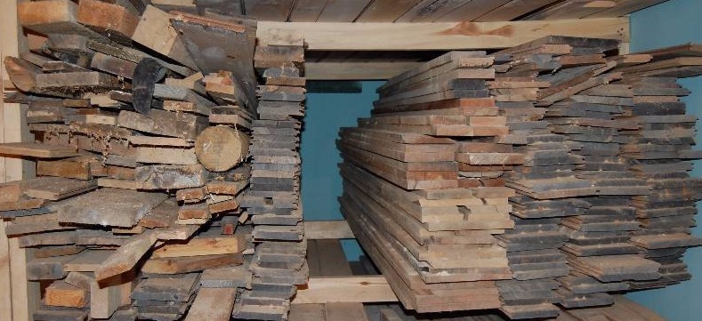 lot 904 image: Lumber