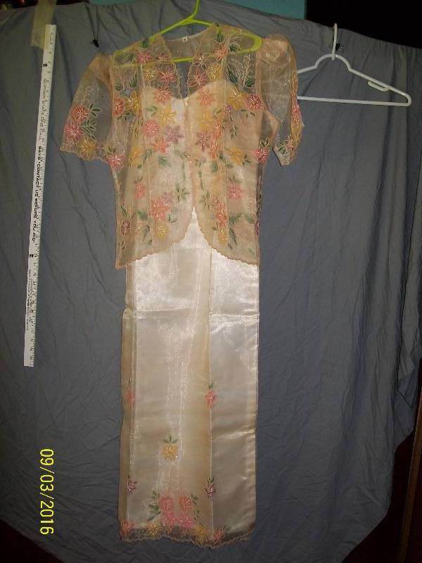 lot 2 image: Adult CostumeOriental Satin-Like Evening Gown & Sheer Jacket with Embroidered Flowers