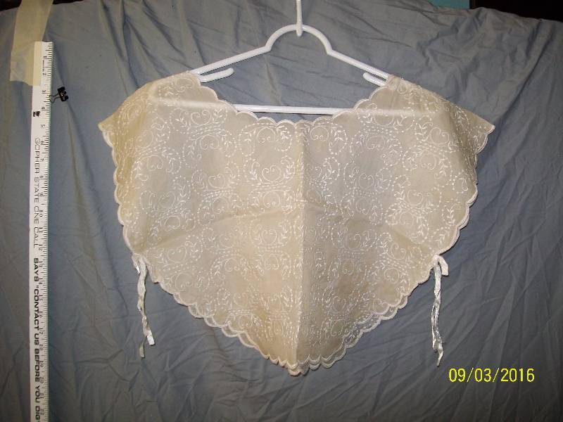 lot 29 image: Adult CostumeWhite-ish Bridal Cape Design. Unknown Size. No Tag