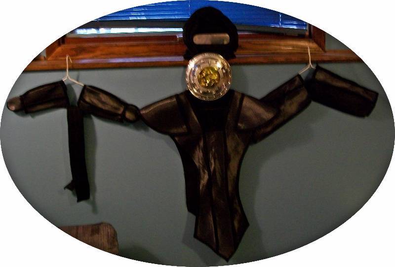 lot 67 image: Child Costume Ninja.