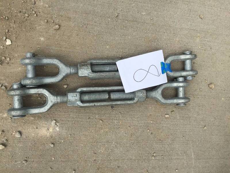 lot 8 image: LARGE TURN BUCKLES