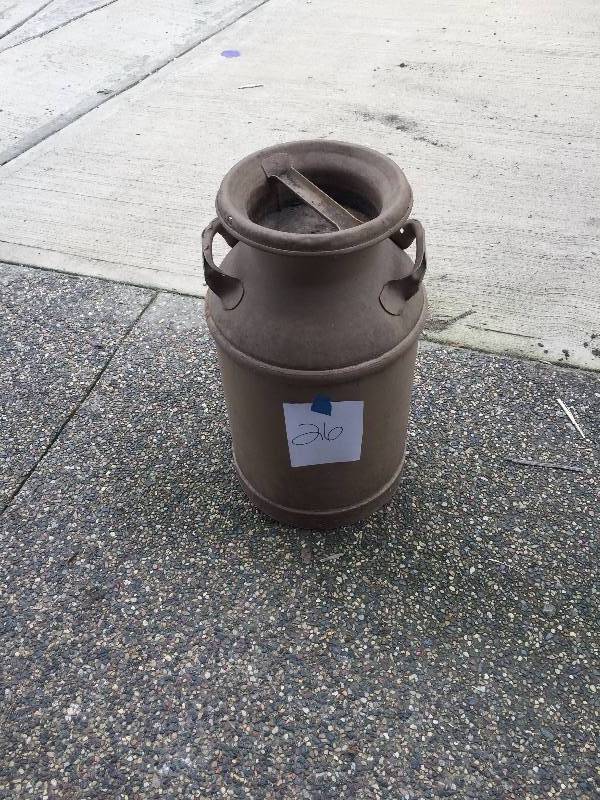 lot 26 image: MILK JUG