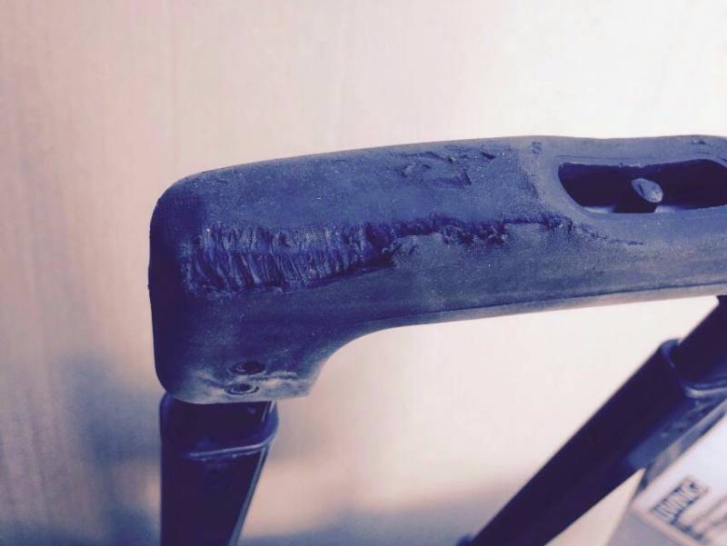 lot 44 image: Husky 22 in Tool Tote on Wheels- slight damage on handle