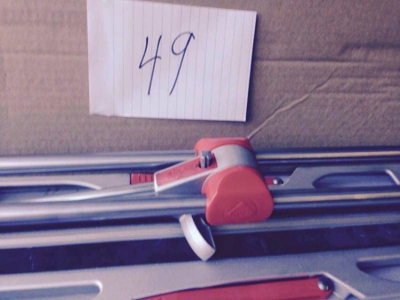 lot 49 image: Rubi Star 24 Tile Cutter