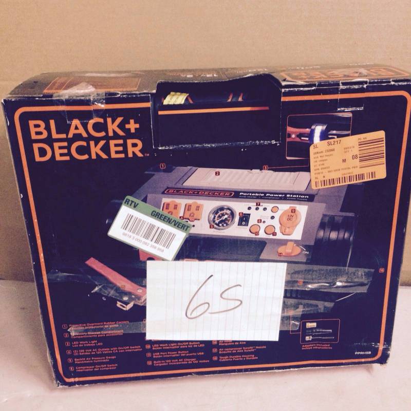 lot 65 image: Black and Decker 500 Watts Power Station
