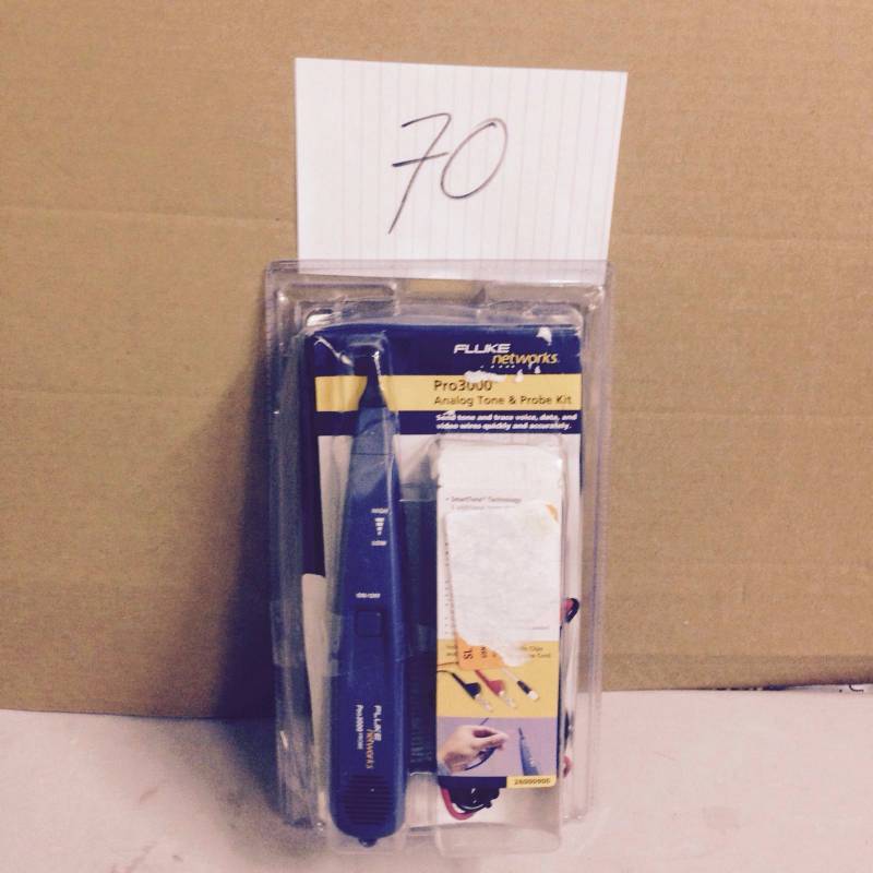 lot 70 image: Fluke Pro3000 Analog Tone & Probe Kit