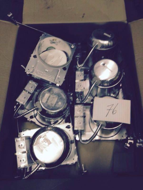 lot 76 image: Commercial Electric 6 in recessed downlight 6 pack