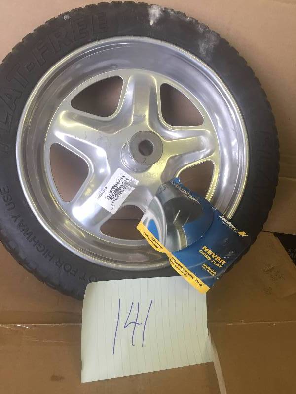 lot 141 image: Jackson Sport Flat-Free Tire New