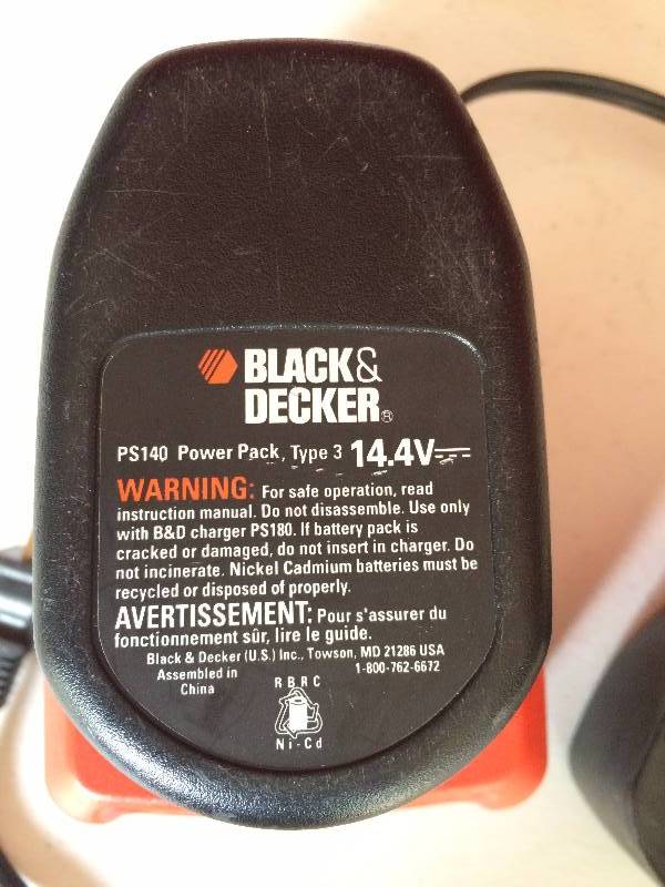 Black & Decker Firestorm Charger & Two Batteries - Nice