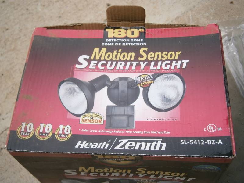 (New) Motion Light (2 New) Tarps