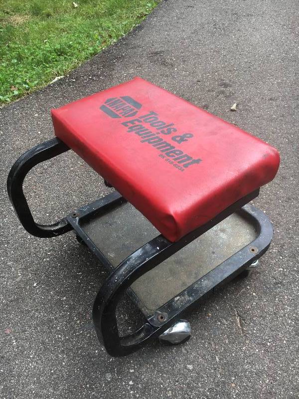 lot 8 image: Mechanics Roller Seat