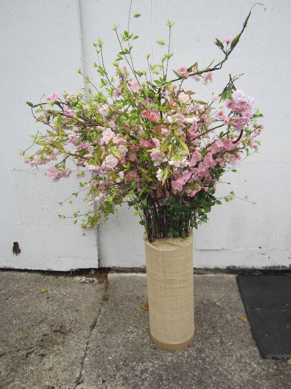 lot 22 image: Floral display, 5 tall...