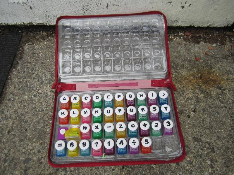 lot 34 image: Letter punch kit...