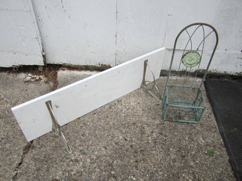 lot 50 image: 2 wall displays...