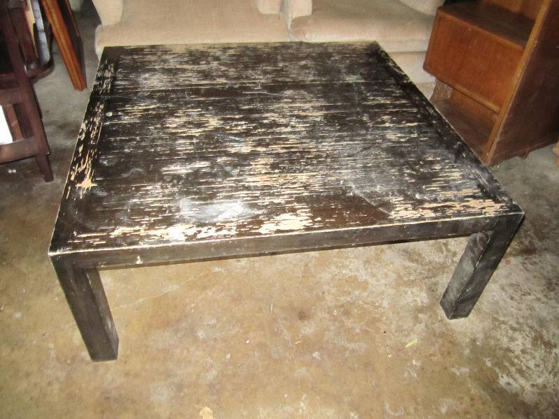 lot 78 image: Rustic wood table...