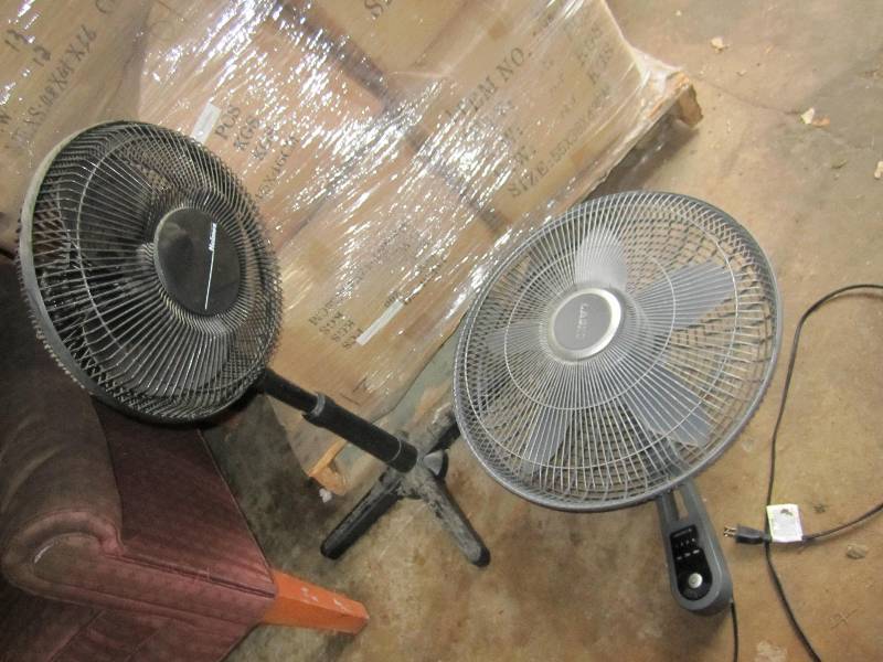 lot 84 image: 2 Fans...