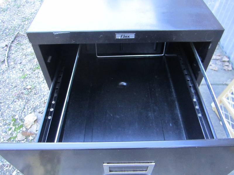 lot 108 image: 2 Drawer file cabinet...