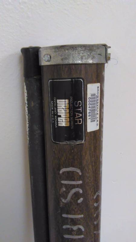 lot 22 image: Star Projection Screen by Draper (Brown) #4