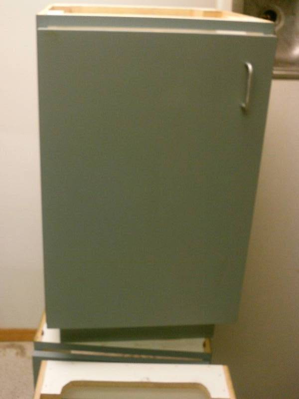 lot 32 image: Base cabinet, single door, Blue Grey #2