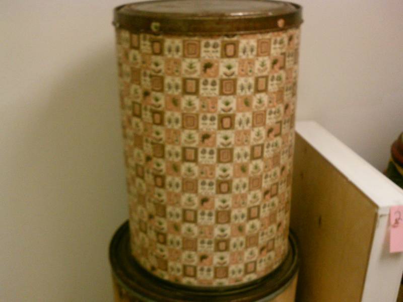 lot 42 image: Large Storage Canister