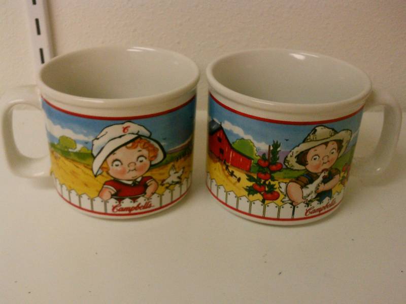 lot 74 image: CAMPBELLS SOUP VINTAGE MUG