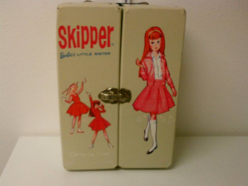 lot 116 image: Skipper Doll Case, made by Mattel