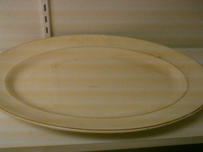 lot 122 image: Paden City Pottery Company, Serving Platter, Vintage