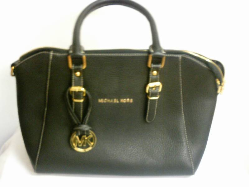 lot 161 image: Michael Kors Authentic Black leather purse