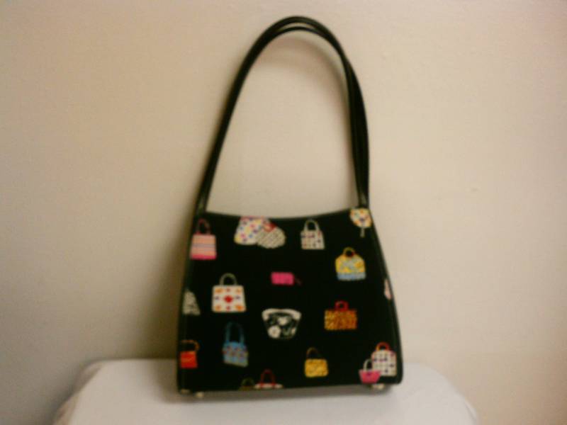 lot 166 image: The purse of all purses