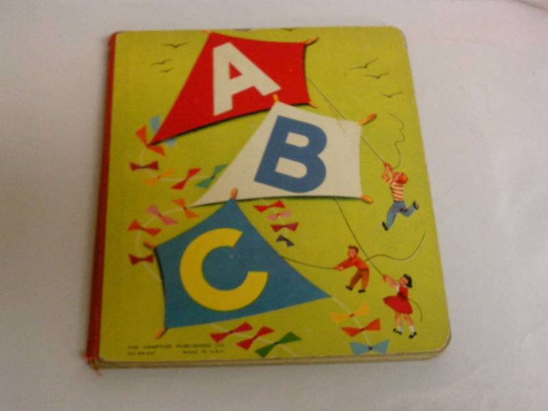 lot 198 image: Vintage ABCs Childrens Books 1961 Hampton Publishing