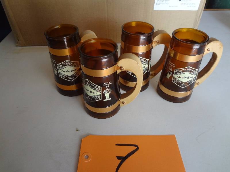 lot 7 image: (4) Grain Belt Wood Handled Mugs