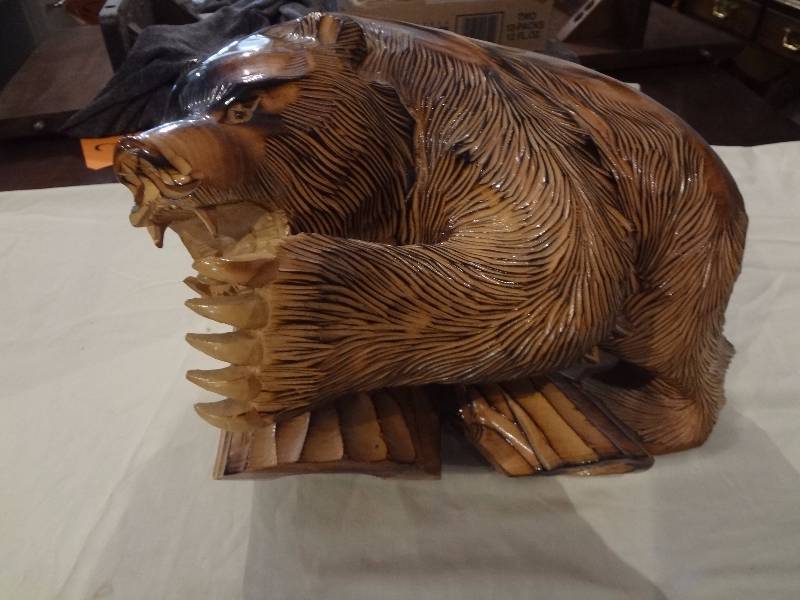 lot 49 image: Bear, check this