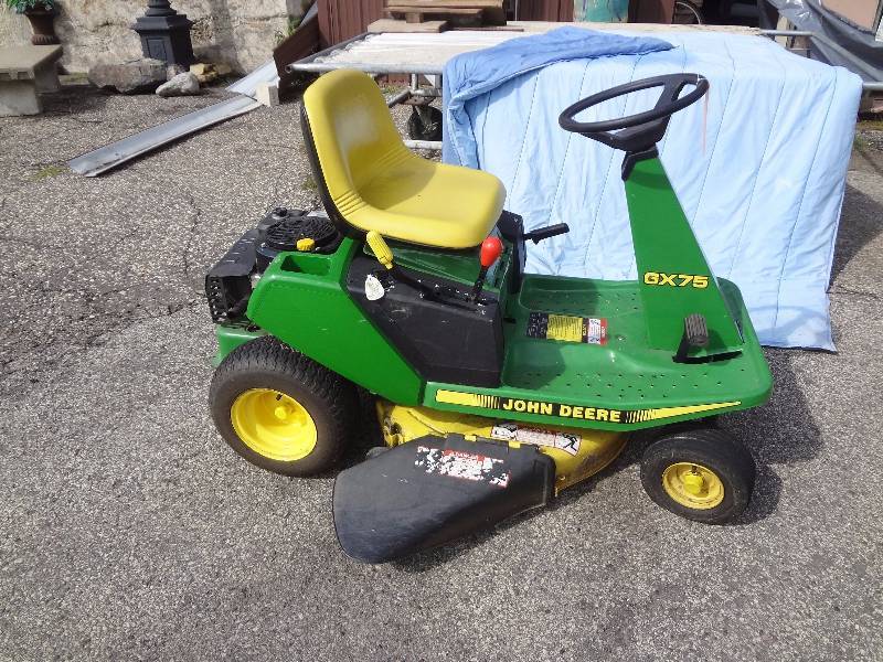 lot 72 image: John Deere
