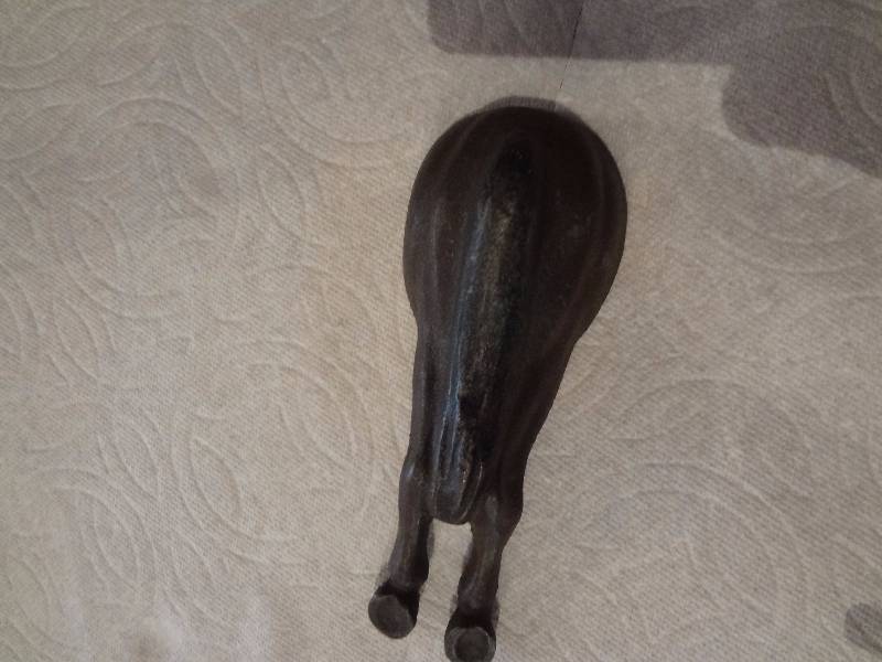 lot 97 image: Horses Ass Opener