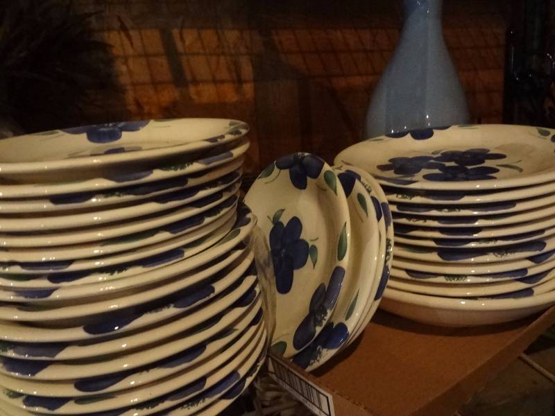 lot 122 image: Blue Floral China