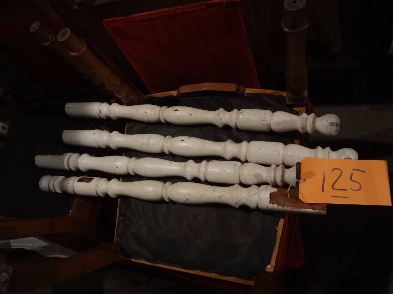 lot 125 image: Spindles