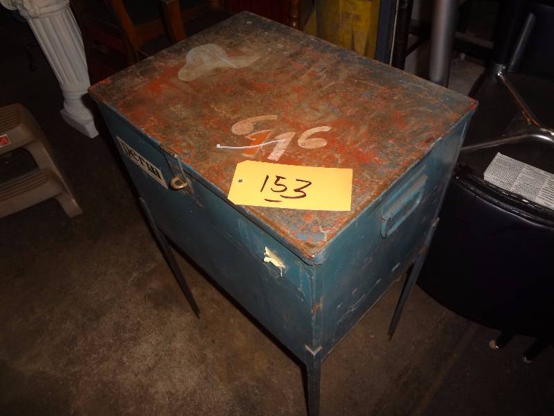 lot 153 image: Metal Cabinet