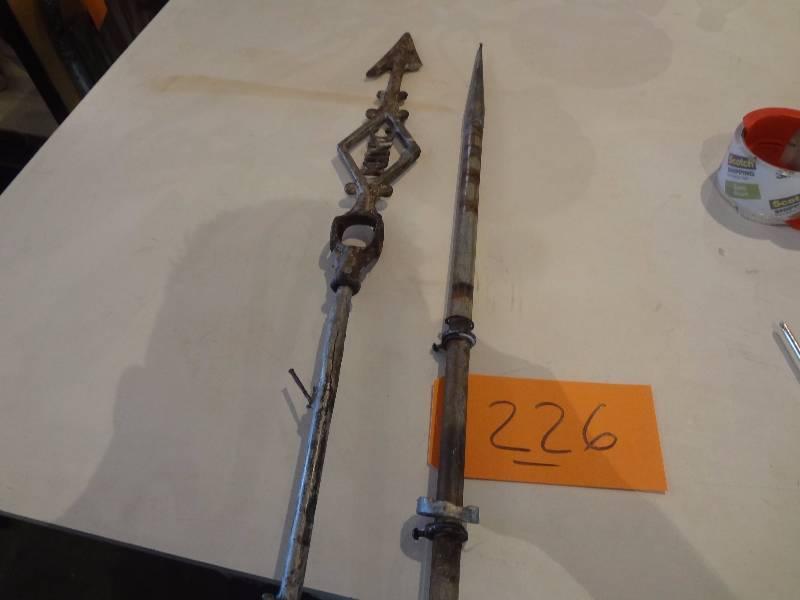 lot 226 image: Lightning Rod