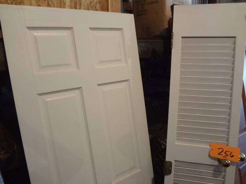 lot 256 image: White Doors