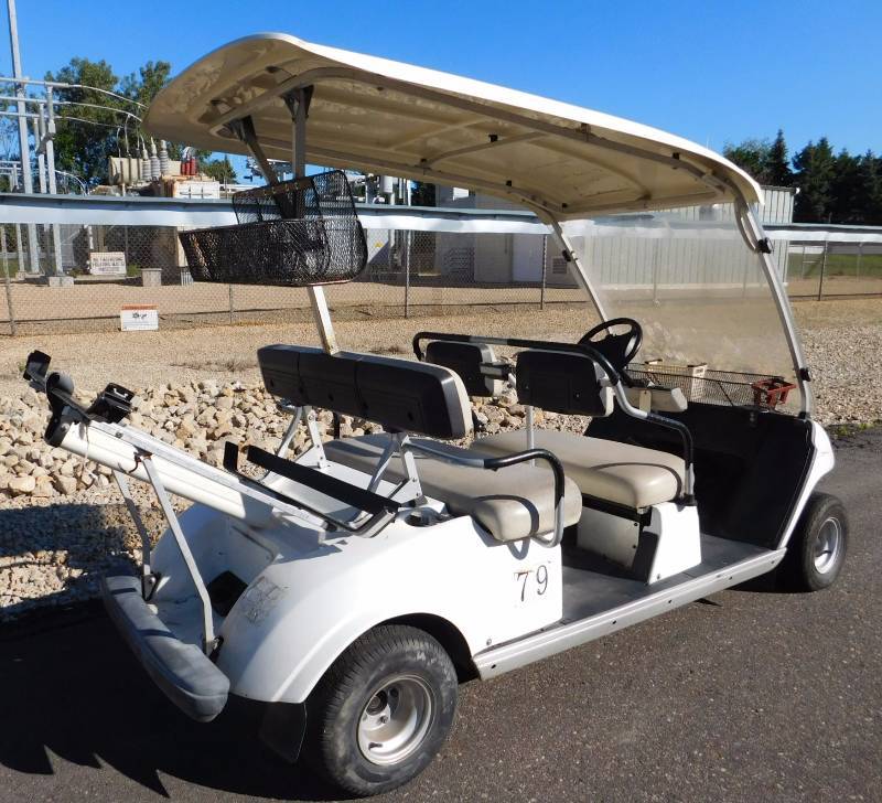 Yamaha Limo Gas Golf Cart