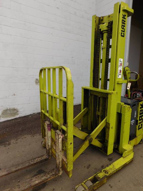Clark Power Worker SP-30 Electric Reach Stacker