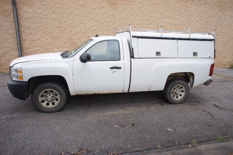 lot 3 image: 2008 CHEVY SILVERADO PICKUP - VORTEC - 5.3L  (#1402)
