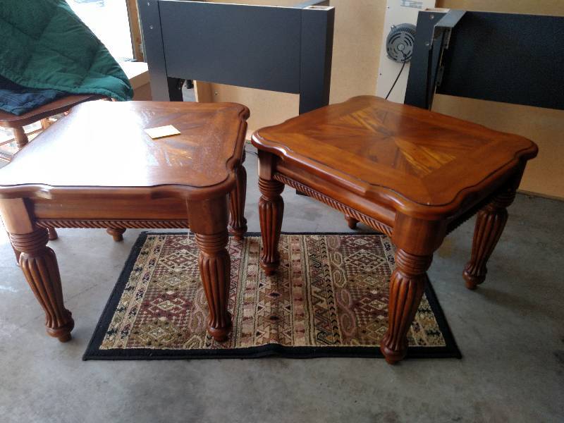 Coffee & Two end Tables- Gorgeous