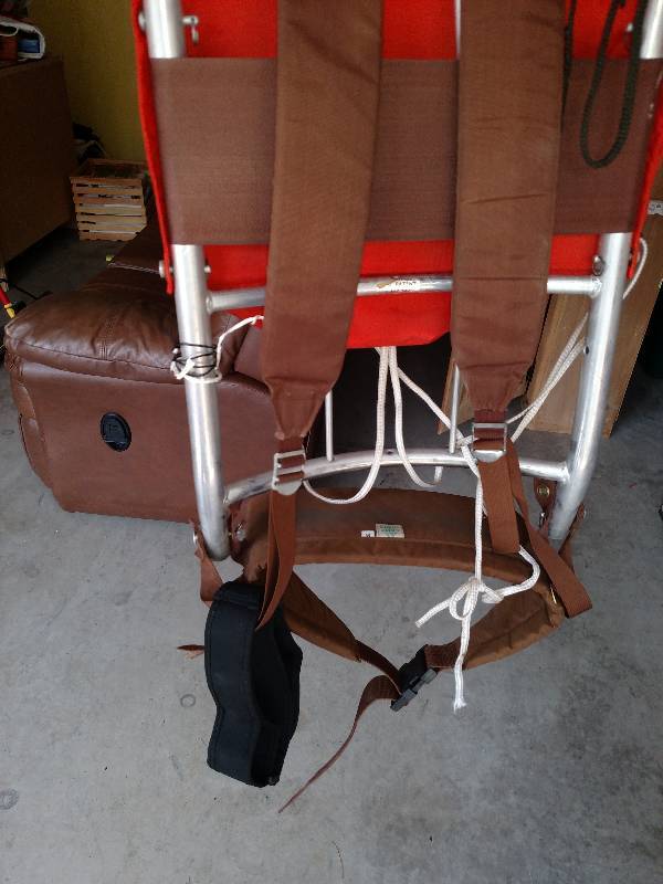 Hiking backpack-aluminum frame
