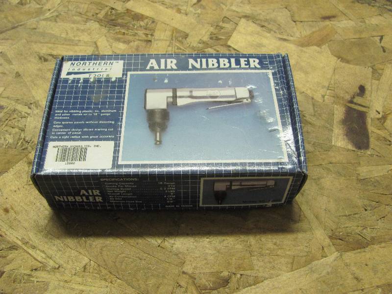 lot 7 image: Pneumatic Air Nibbler